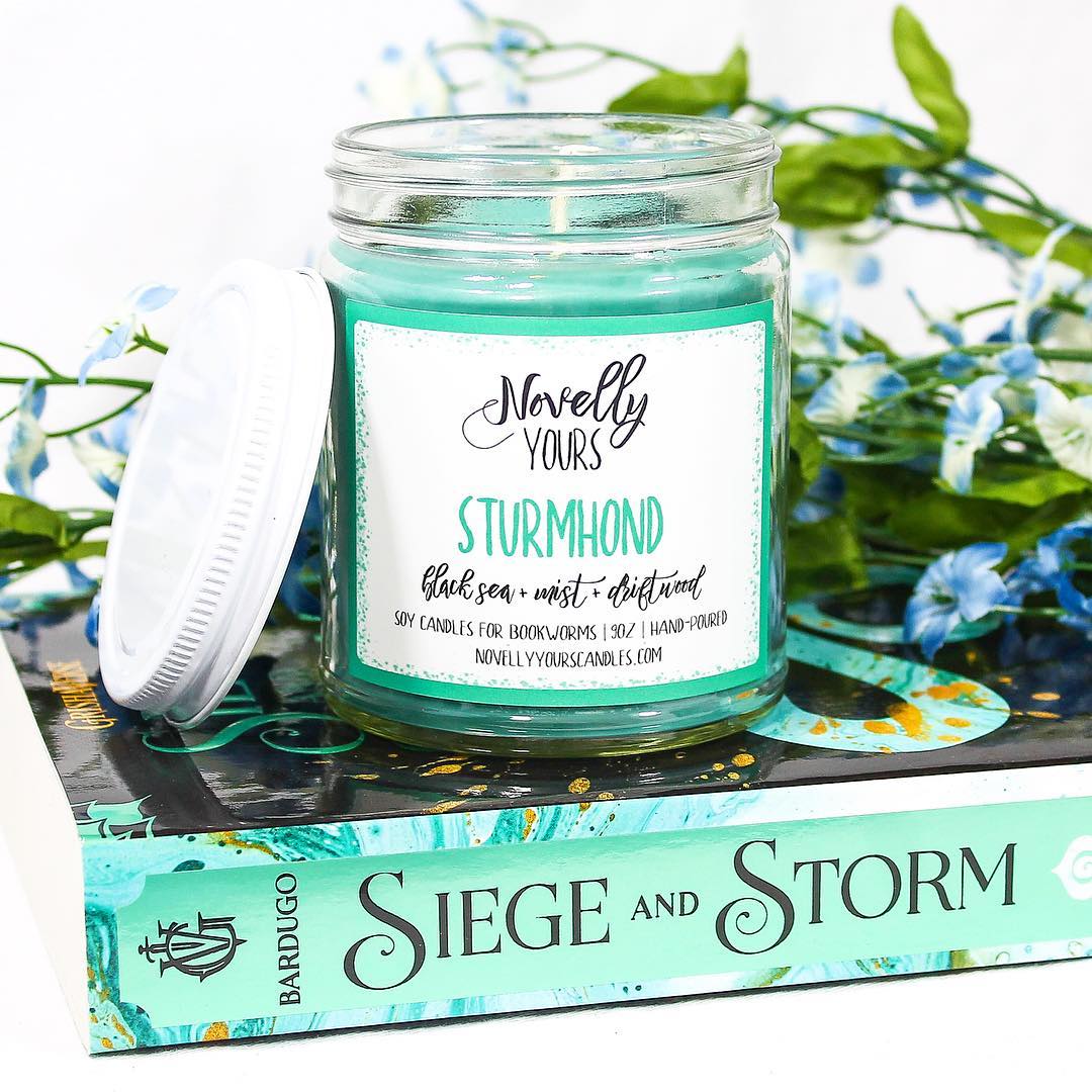 Sturmhond - Novelly Yours