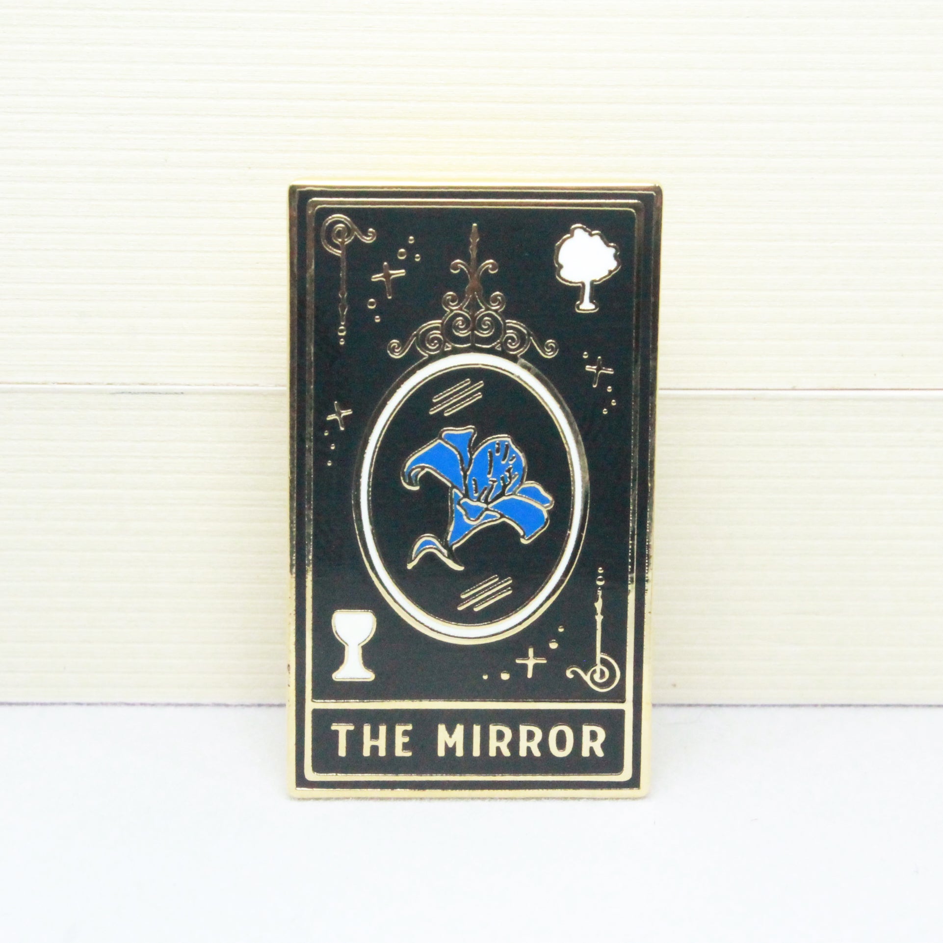 Enamel Pin: "The Mirror" (The Raven Cycle)