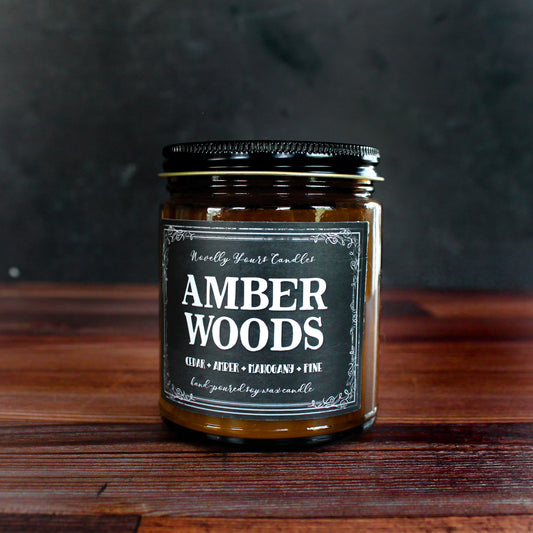 scented candle "amber woods" in amber jars