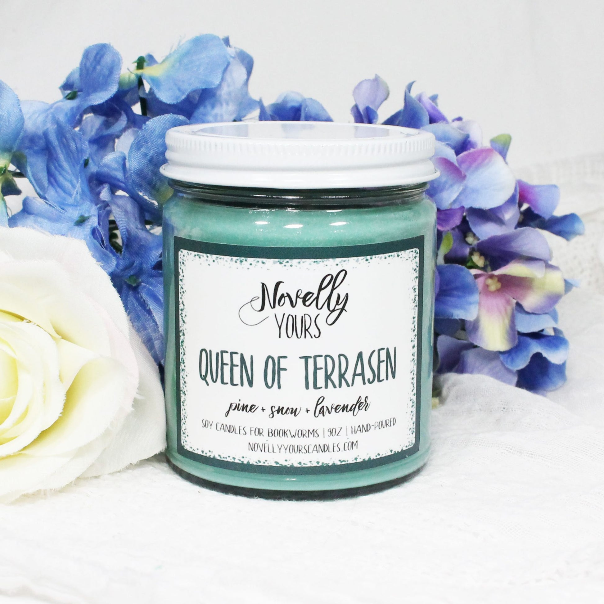 Queen of Terrasen - Novelly Yours